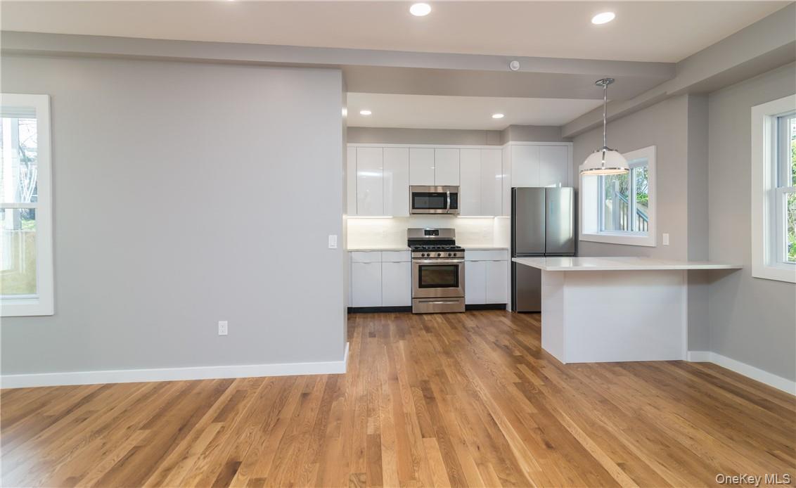 #13 photo, 86 Main Street, Dobbs Ferry , NY 10522