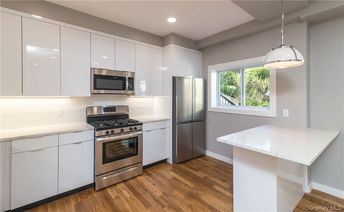 #7 photo, 86 Main Street, Dobbs Ferry , NY 10522