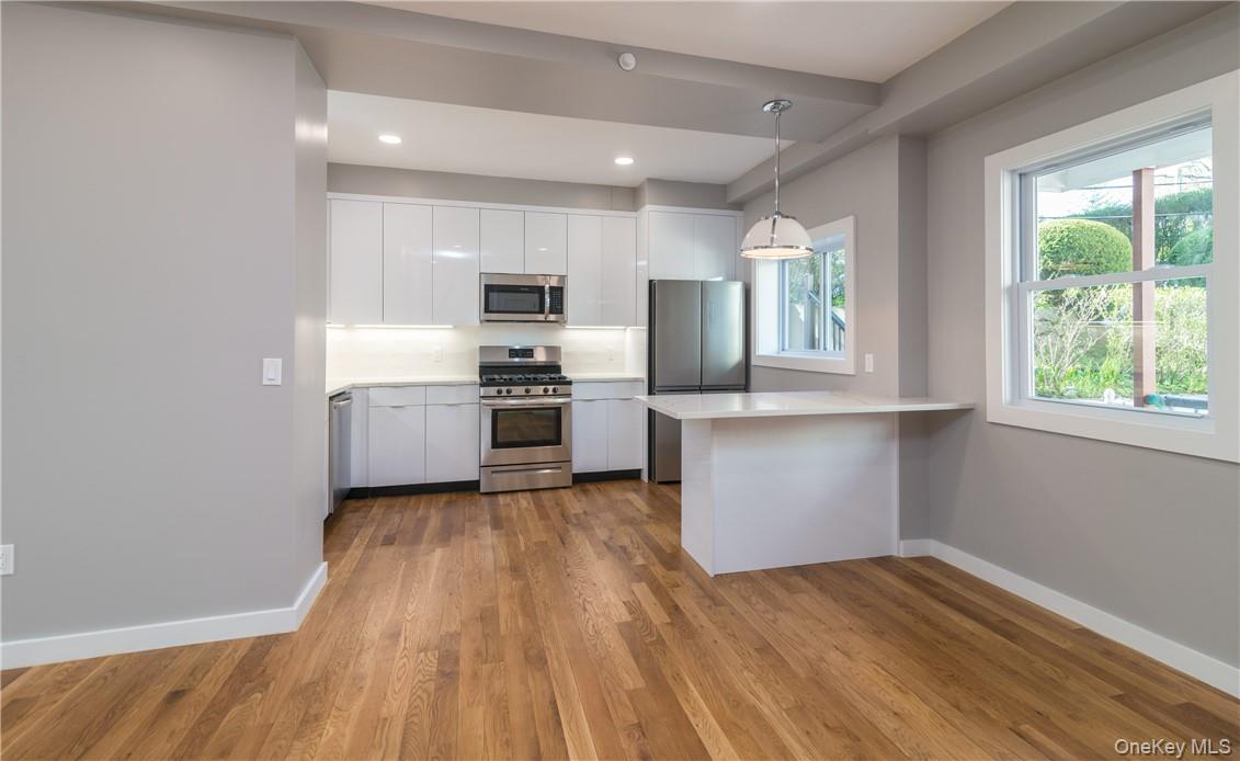 #8 photo, 86 Main Street, Dobbs Ferry , NY 10522