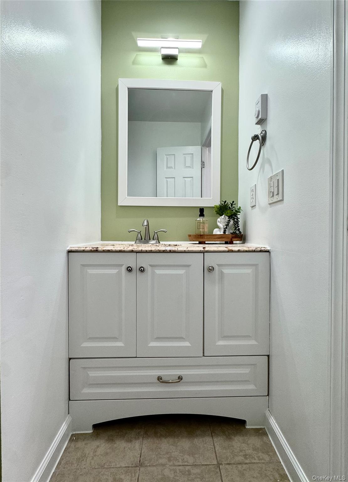 #18 photo, 634 Fox Run Lane, Carmel , NY 10512