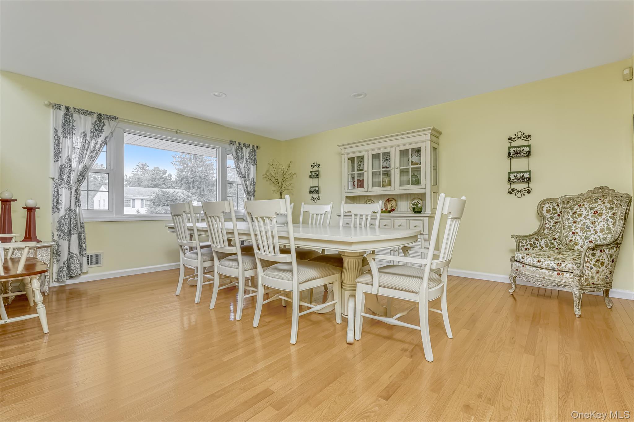 #6 photo, 16 Ferndale Road, New City , NY 10956