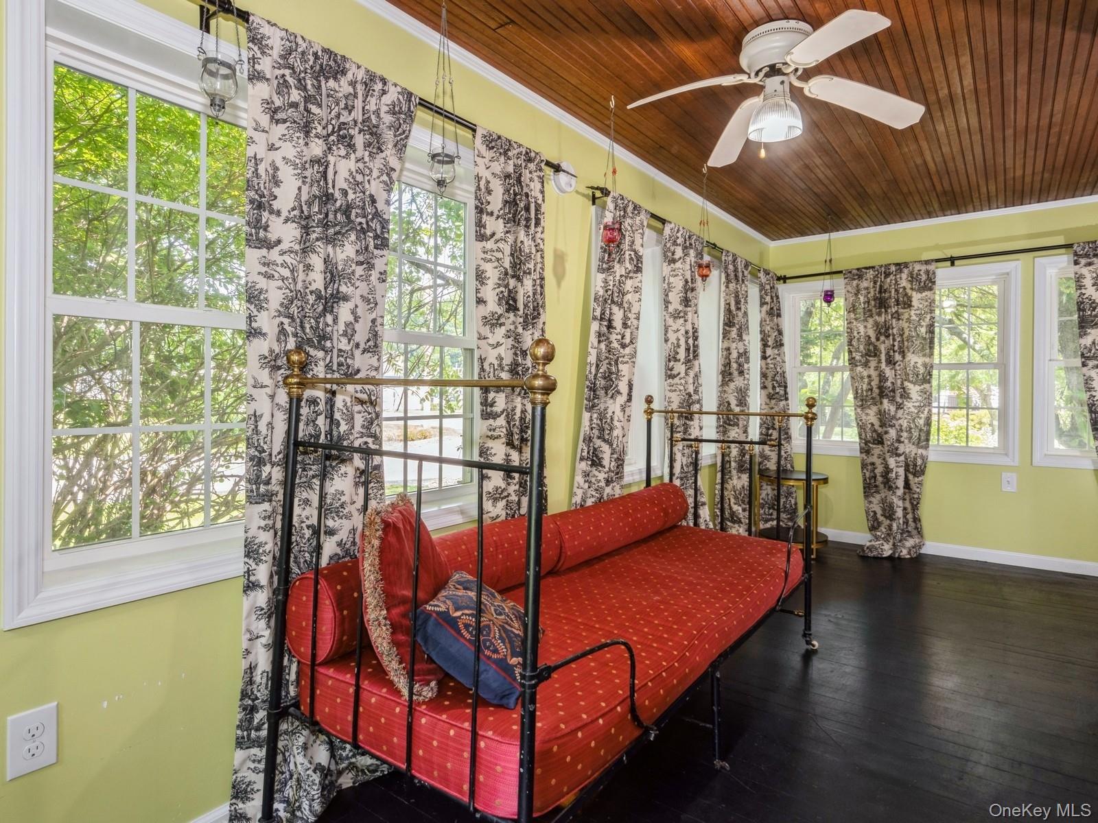 #8 photo, 98 Jackson Street, Fishkill , NY 12524