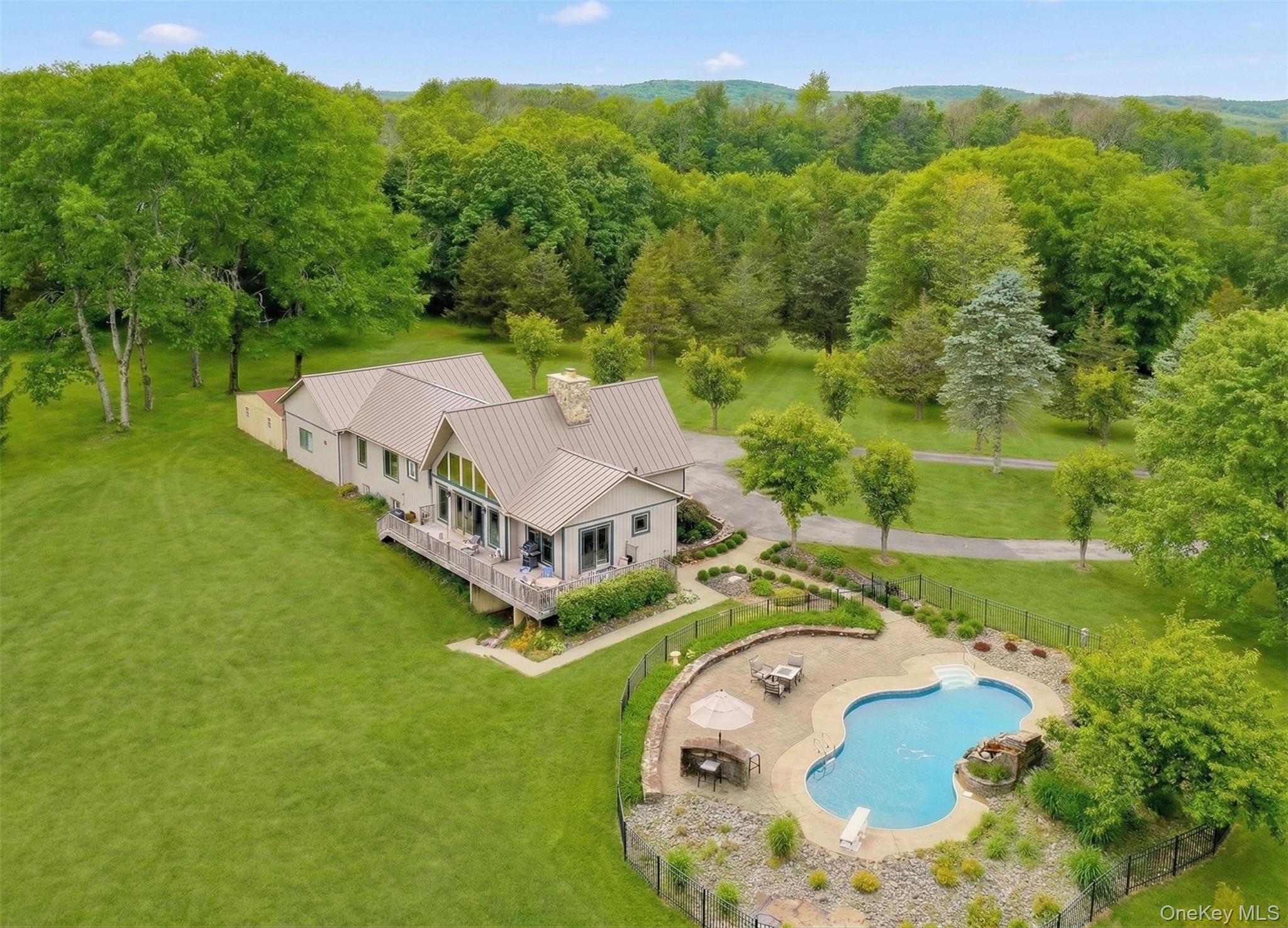 #3 photo, 129 Clinton Corners Road, 뉴욕주 Salt Point , NY 12578