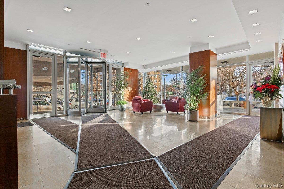 #13 photo, 640 W 237th Street, 布朗士 Bronx , NY 10463