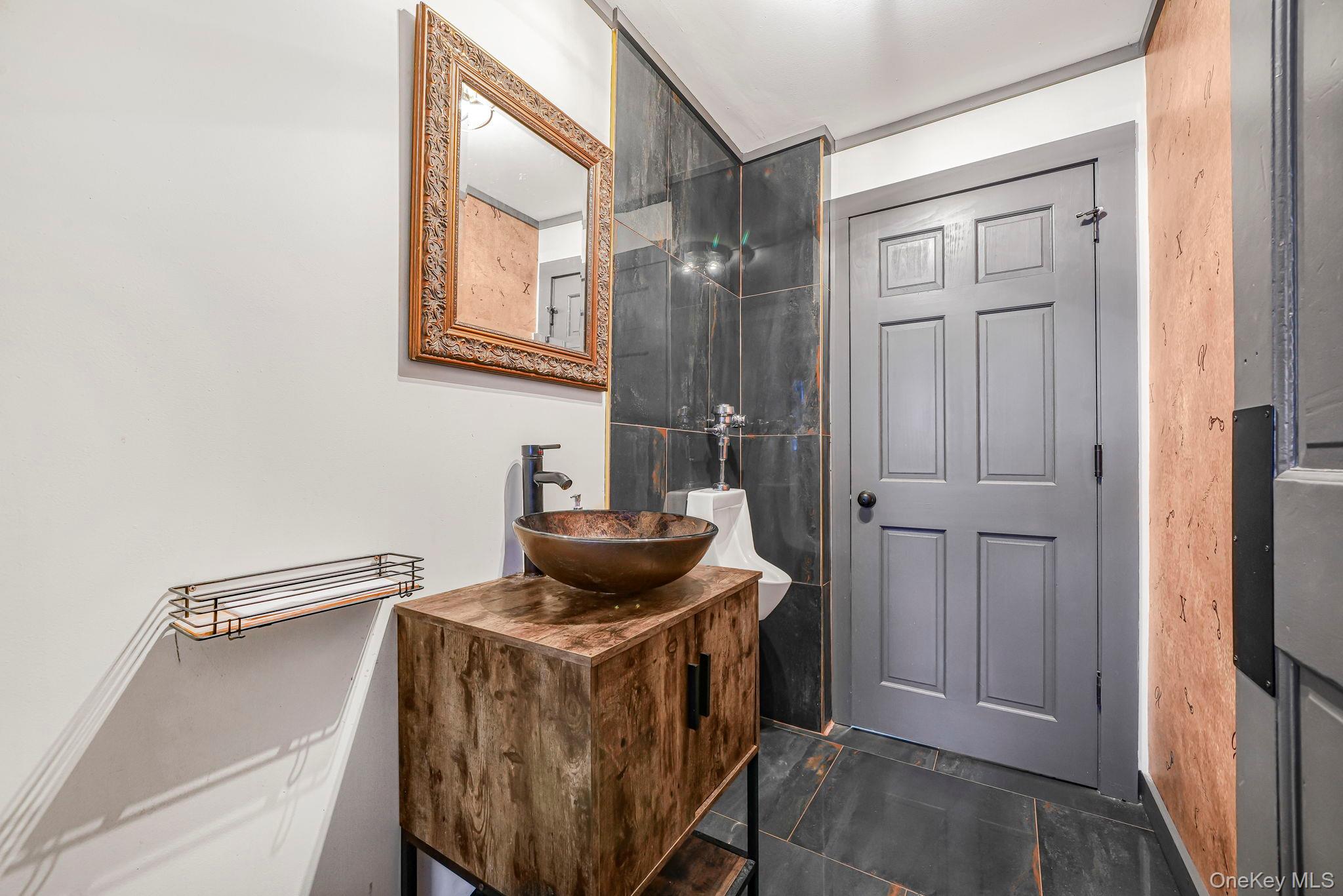 #19 photo, 112 Windermere Avenue, Greenwood Lake , NY 10925