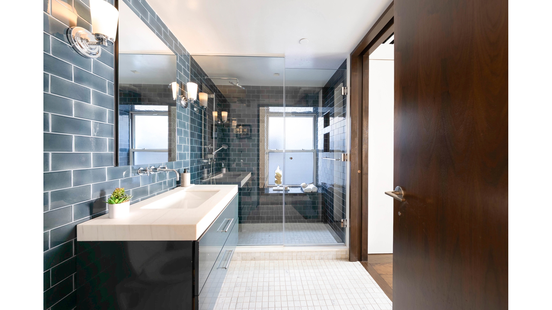 #15 photo, 347 W BROADWAY, मैनहटन SoHo , NY 10013