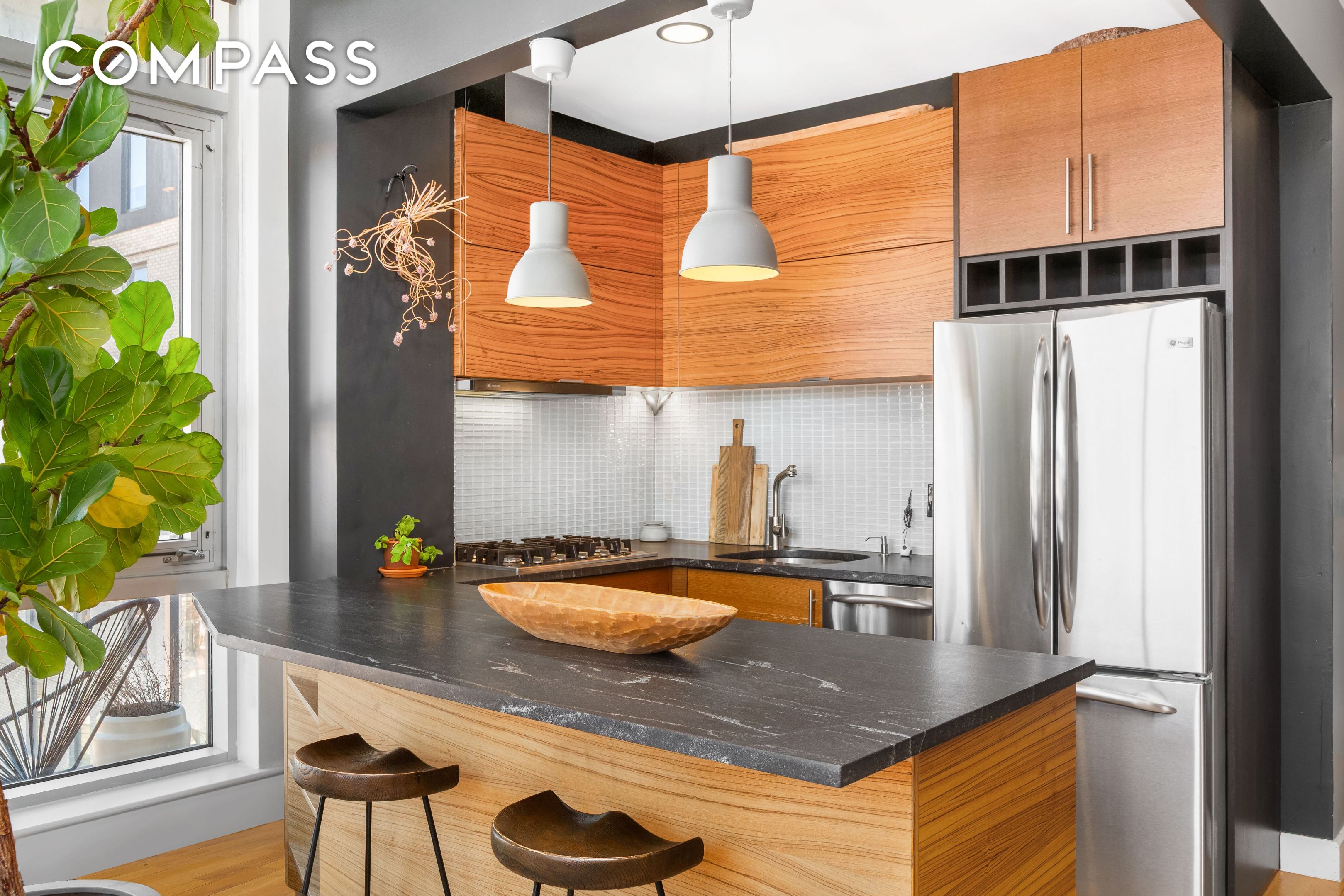 #3 photo, 11-24 31st Avenue, Astoria , NY 11106