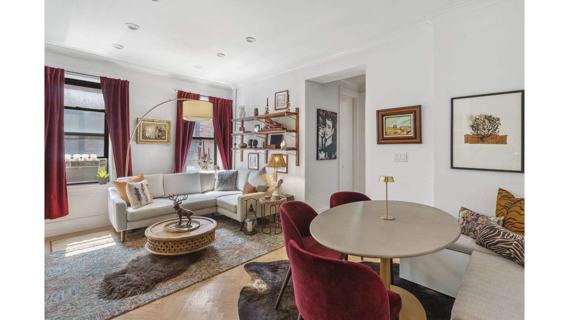 #1 photo, 24-39 38TH Street, कुईंस Astoria , NY 11103