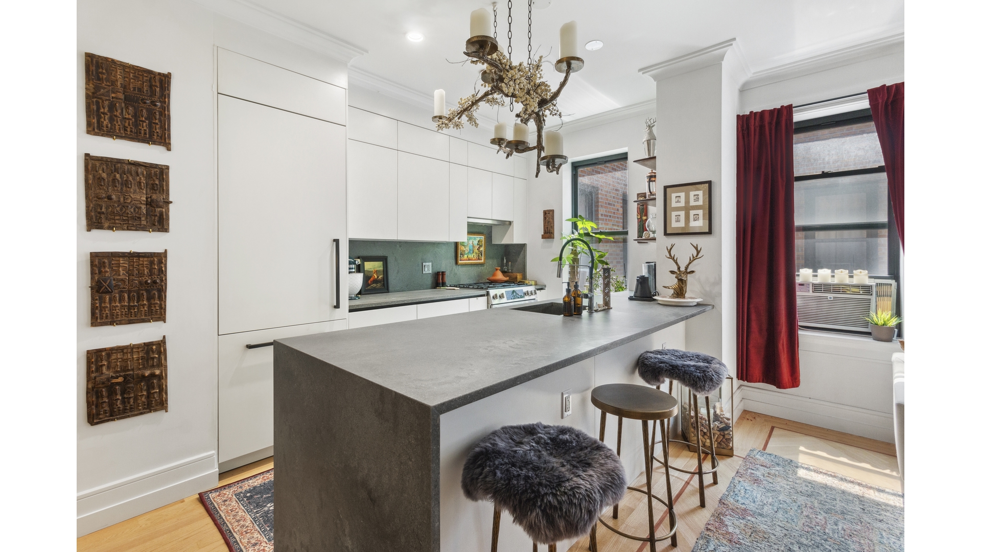 #2 photo, 24-39 38TH Street, कुईंस Astoria , NY 11103