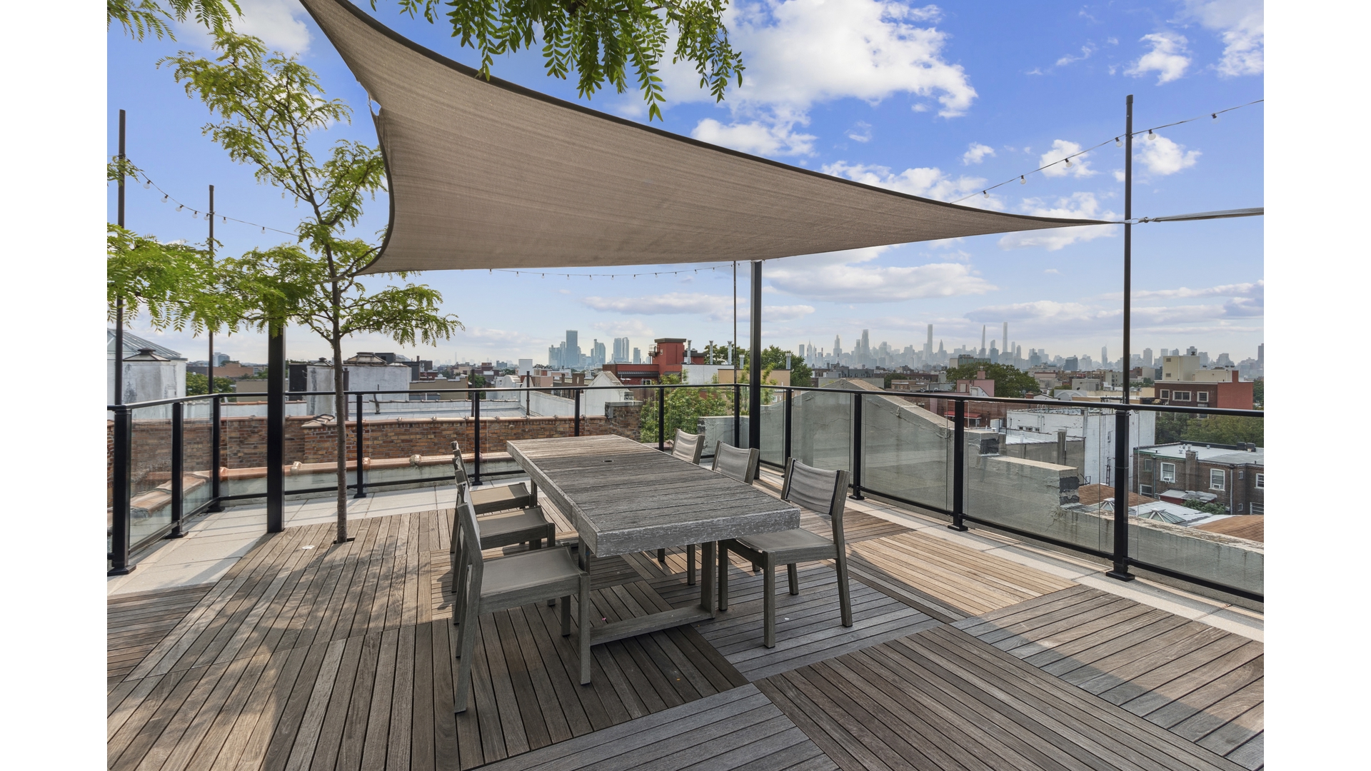 #5 photo, 24-39 38TH Street, कुईंस Astoria , NY 11103