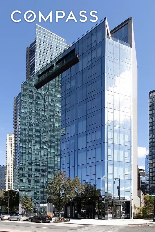 #16 photo, 45-07 Court Square, Long Island City , NY 11101