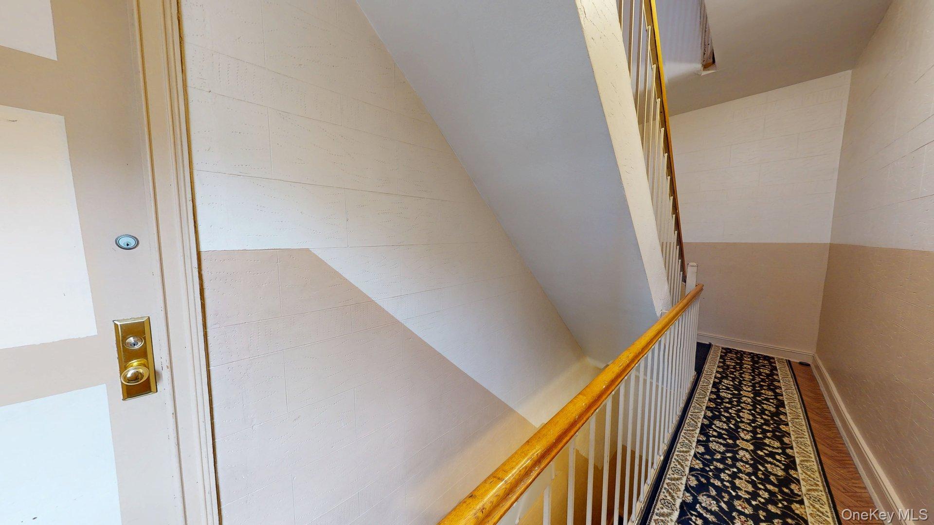 #5 photo, 688 Manhattan Avenue, Brooklyn , NY 11222