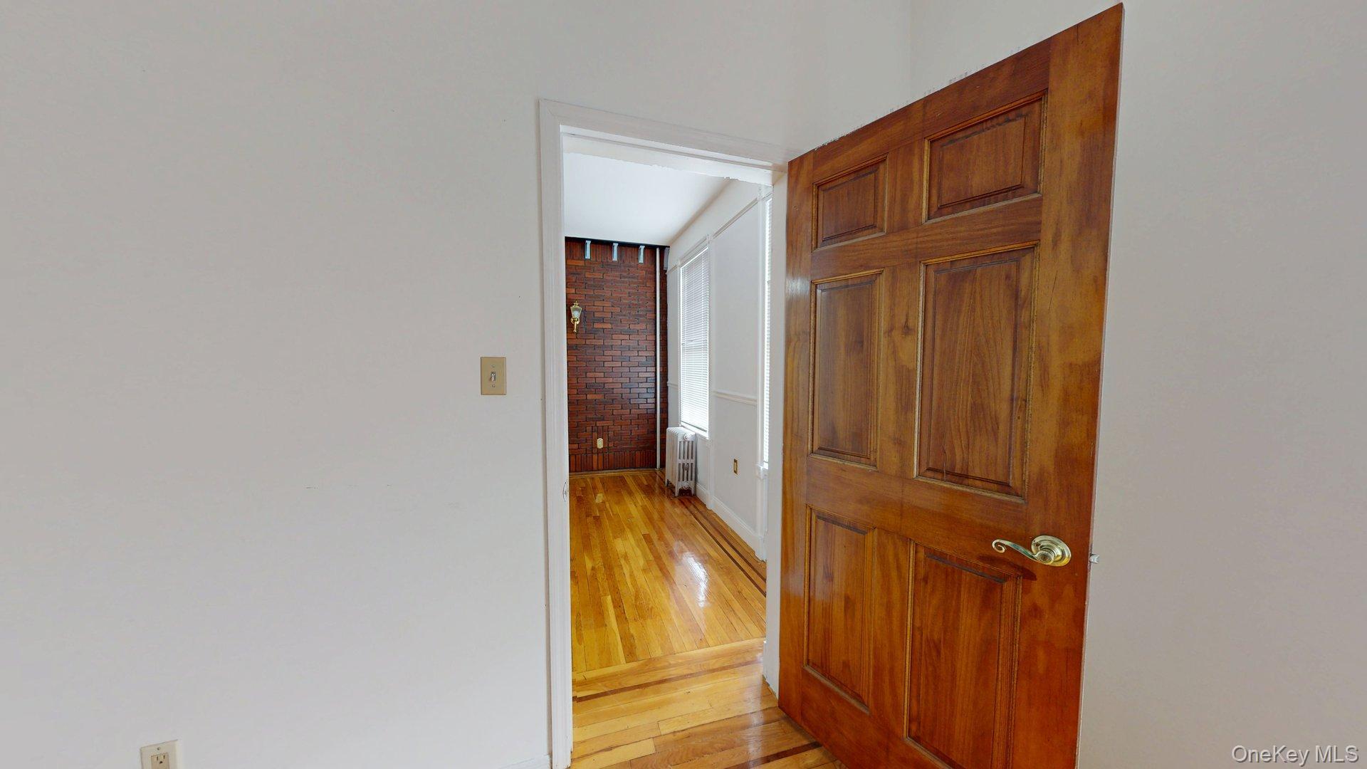 #8 photo, 688 Manhattan Avenue, Brooklyn , NY 11222