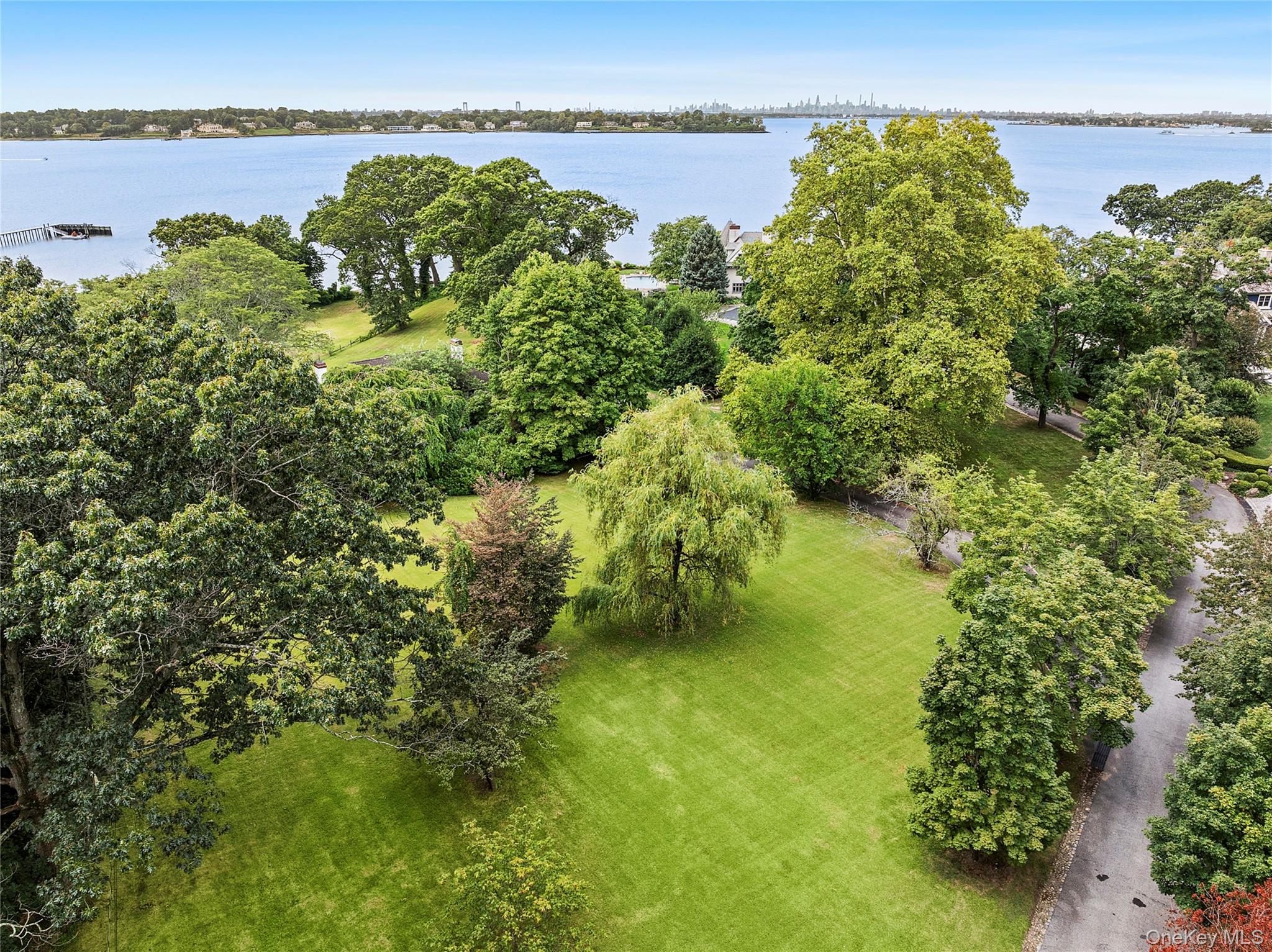 #15 photo, 45 Cedar Lane, Port Washington , NY 11050