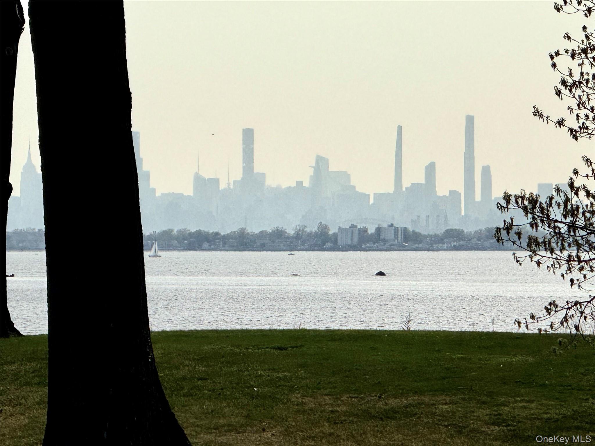 #16 photo, 45 Cedar Lane, Port Washington , NY 11050