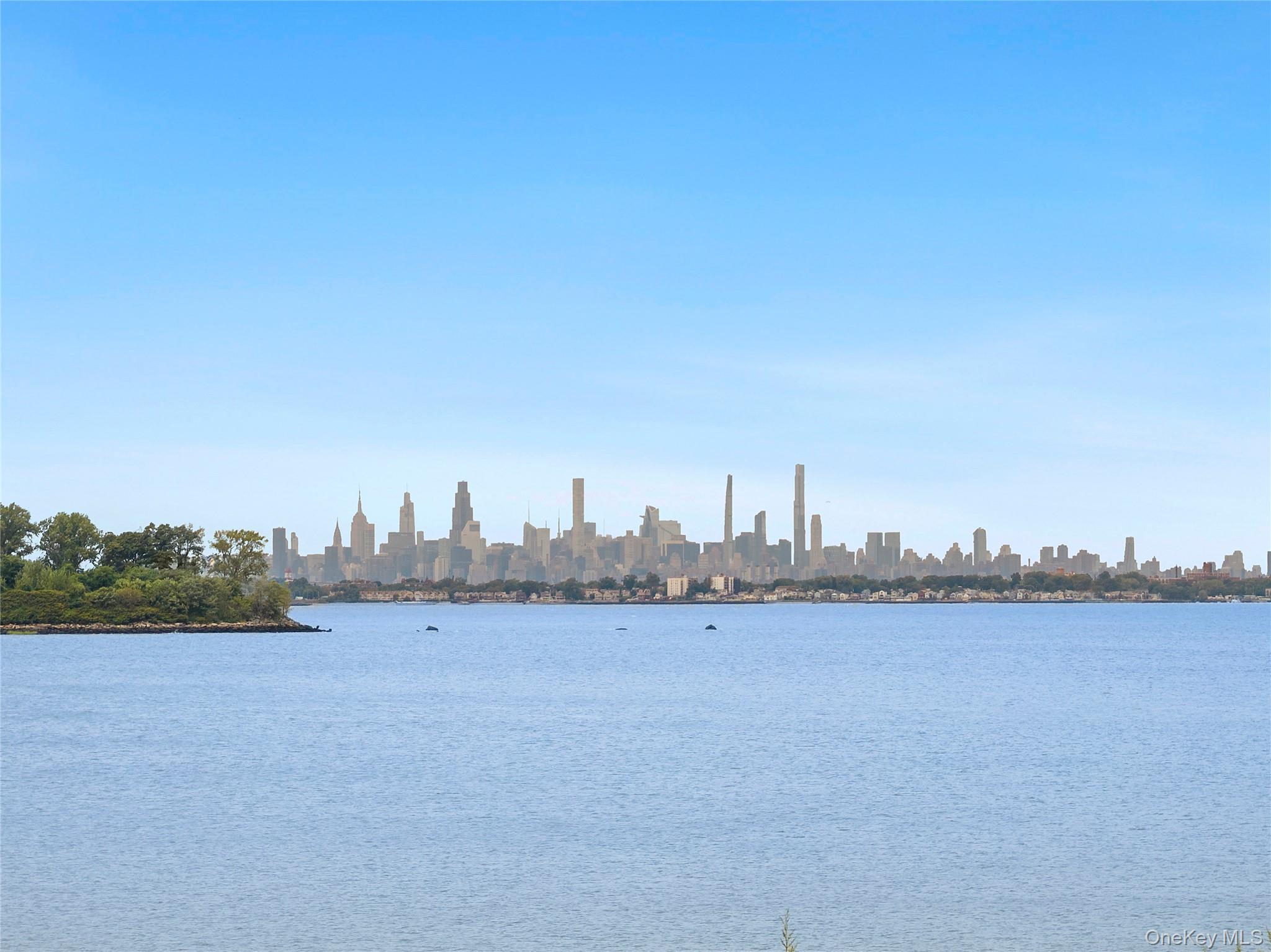 #3 photo, 45 Cedar Lane, Port Washington , NY 11050