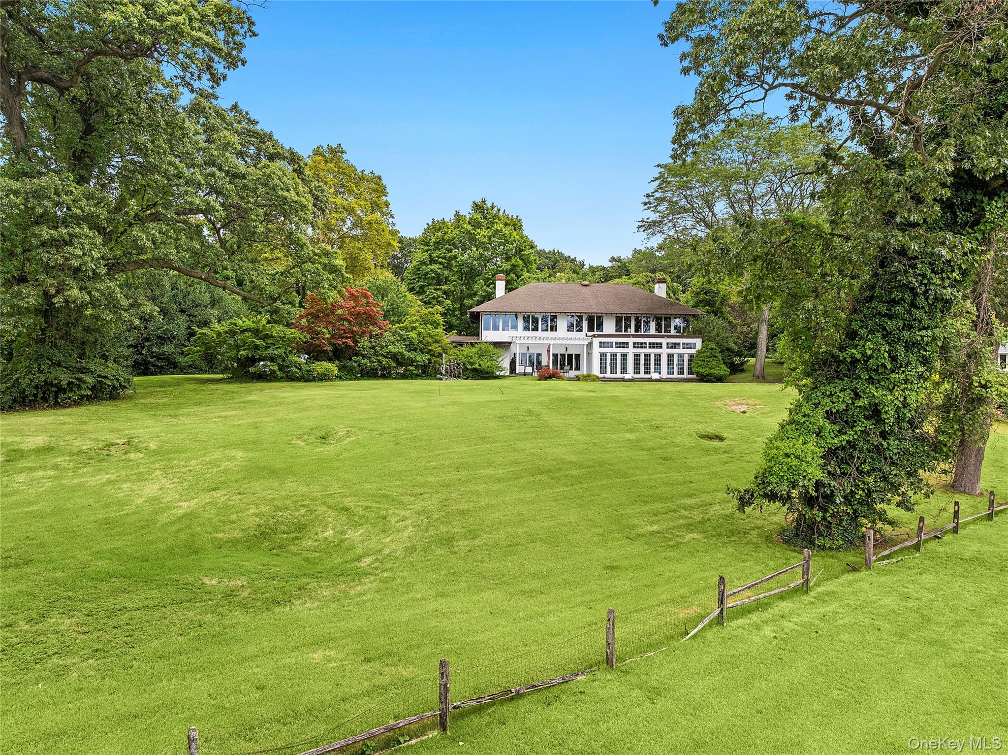 #6 photo, 45 Cedar Lane, Port Washington , NY 11050