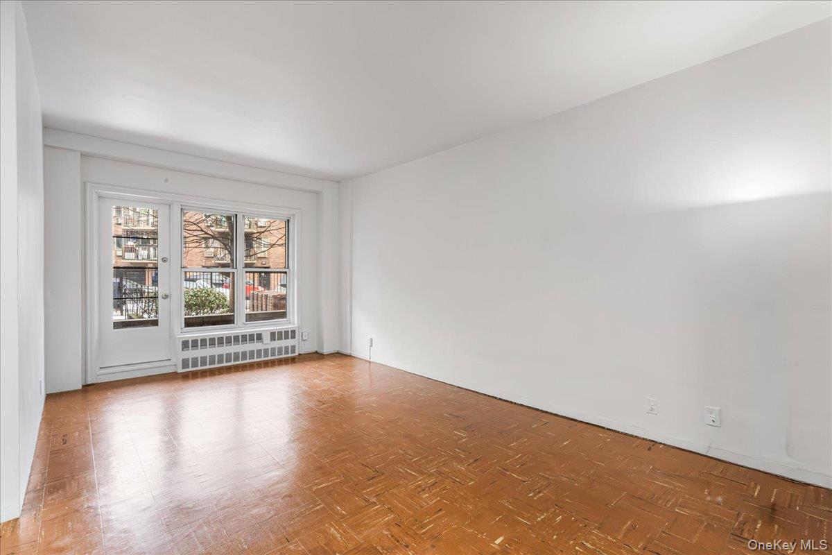 #2 photo, 35-31 85th Street, Куинс ‖ Jackson Heights , NY 11372