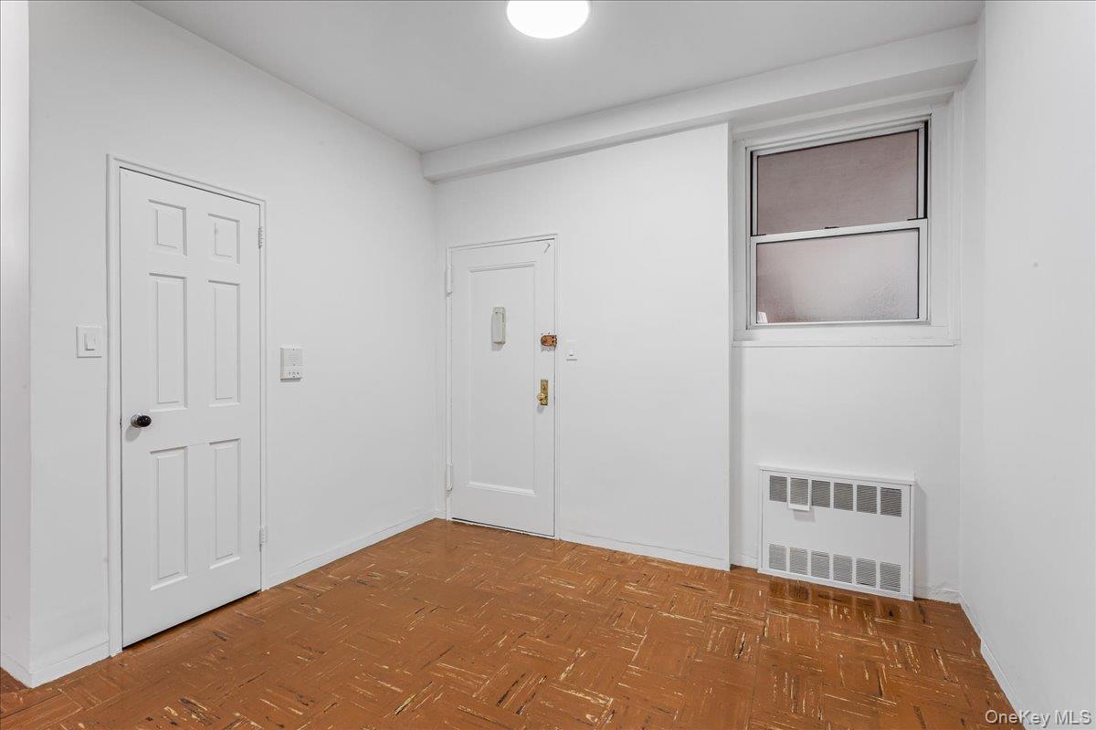 #6 photo, 35-31 85th Street, Куинс ‖ Jackson Heights , NY 11372