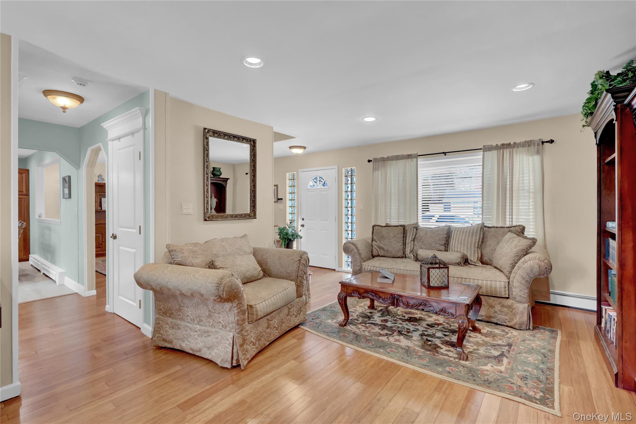 #4 photo, 59 Lincoln Boulevard, Bethpage , NY 11714