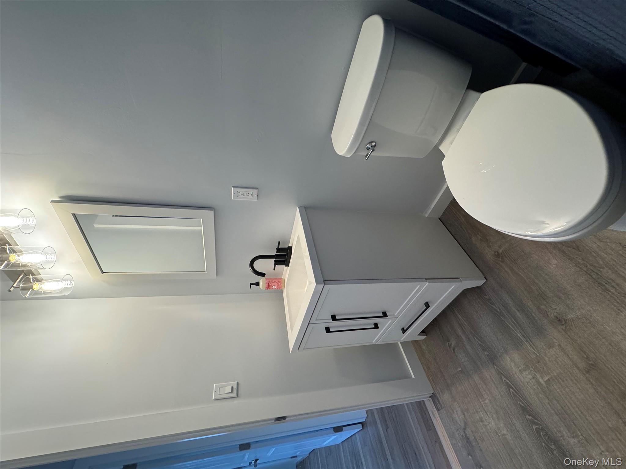 #18 photo, 3 Vine Court, Centereach , NY 11720