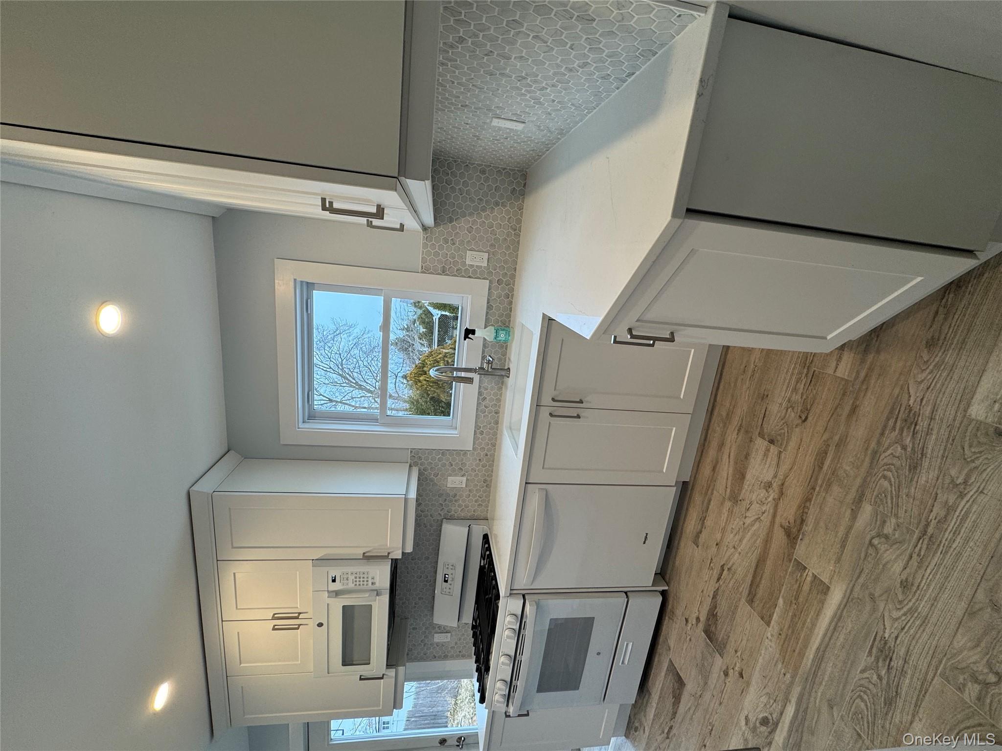 #7 photo, 3 Vine Court, Centereach , NY 11720