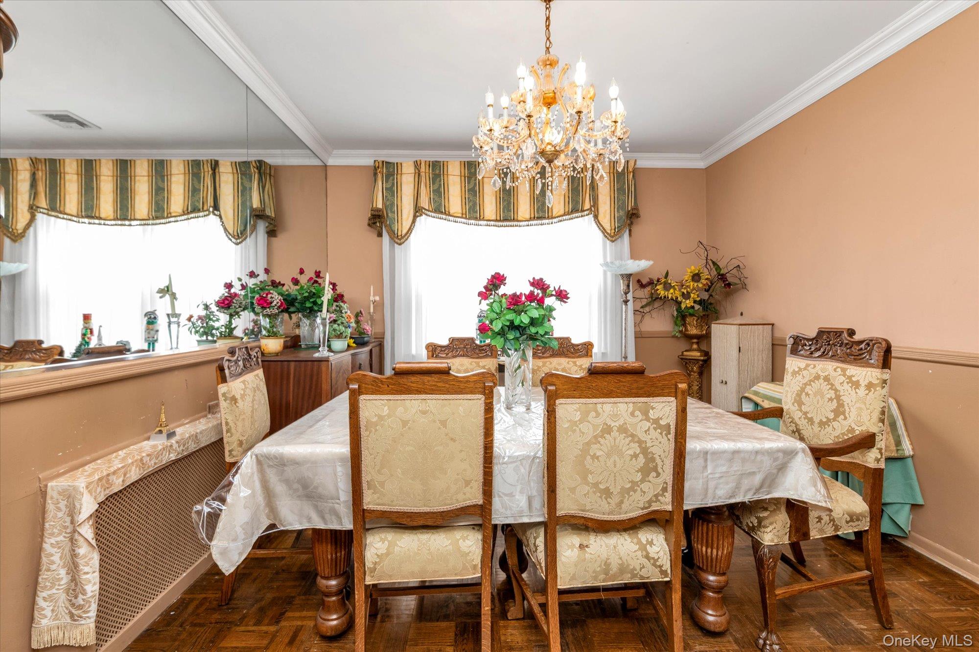 #7 photo, 104 E. Melrose Street, Нассау ‖ Valley Stream , NY 11580