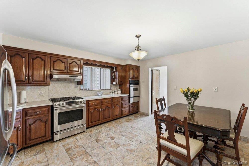 #8 photo, 16023 23rd Avenue, Whitestone , NY 11357