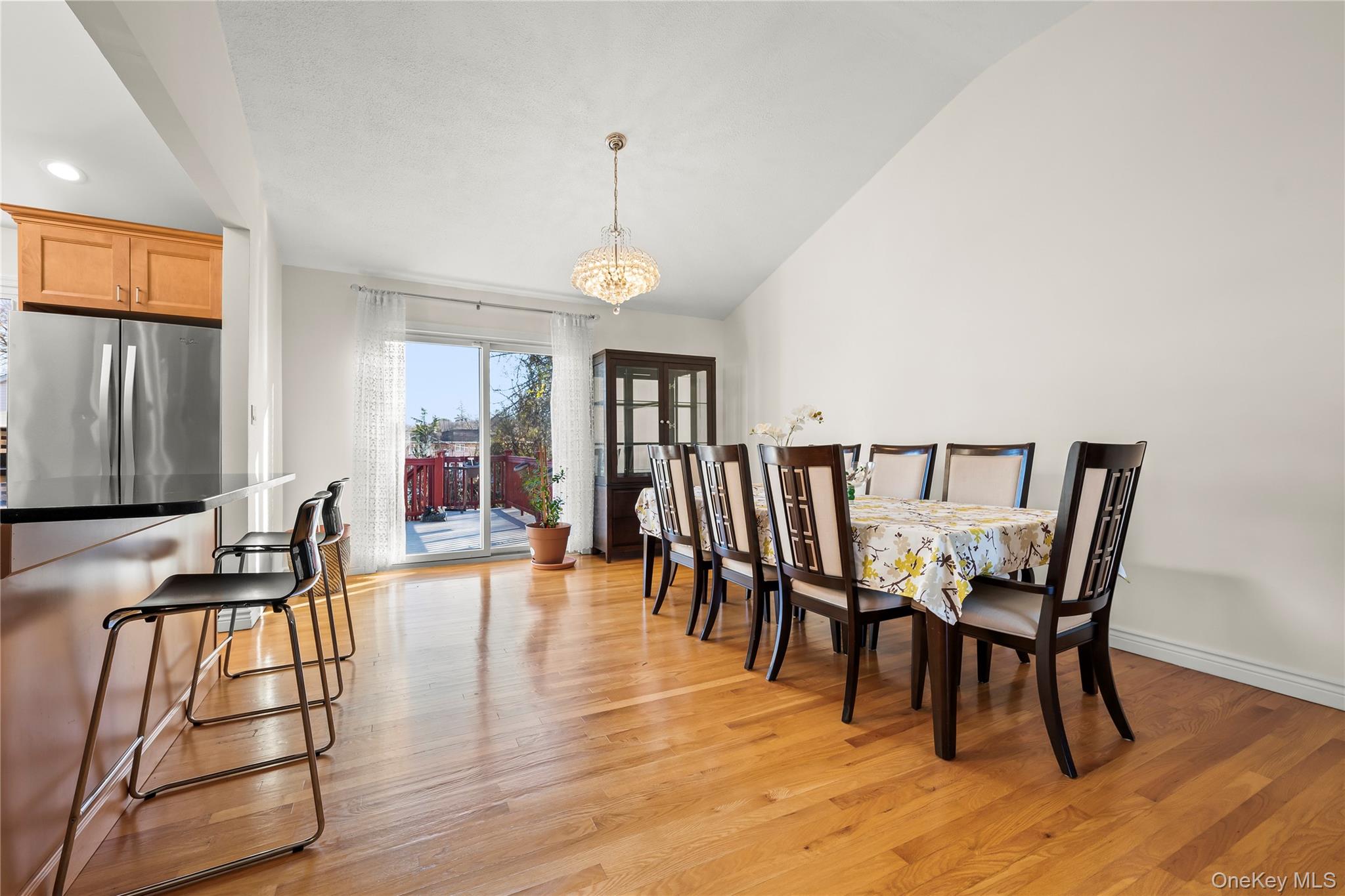 #14 photo, 361 Nevada Street, מחוז סאפוק Lindenhurst , NY 11757