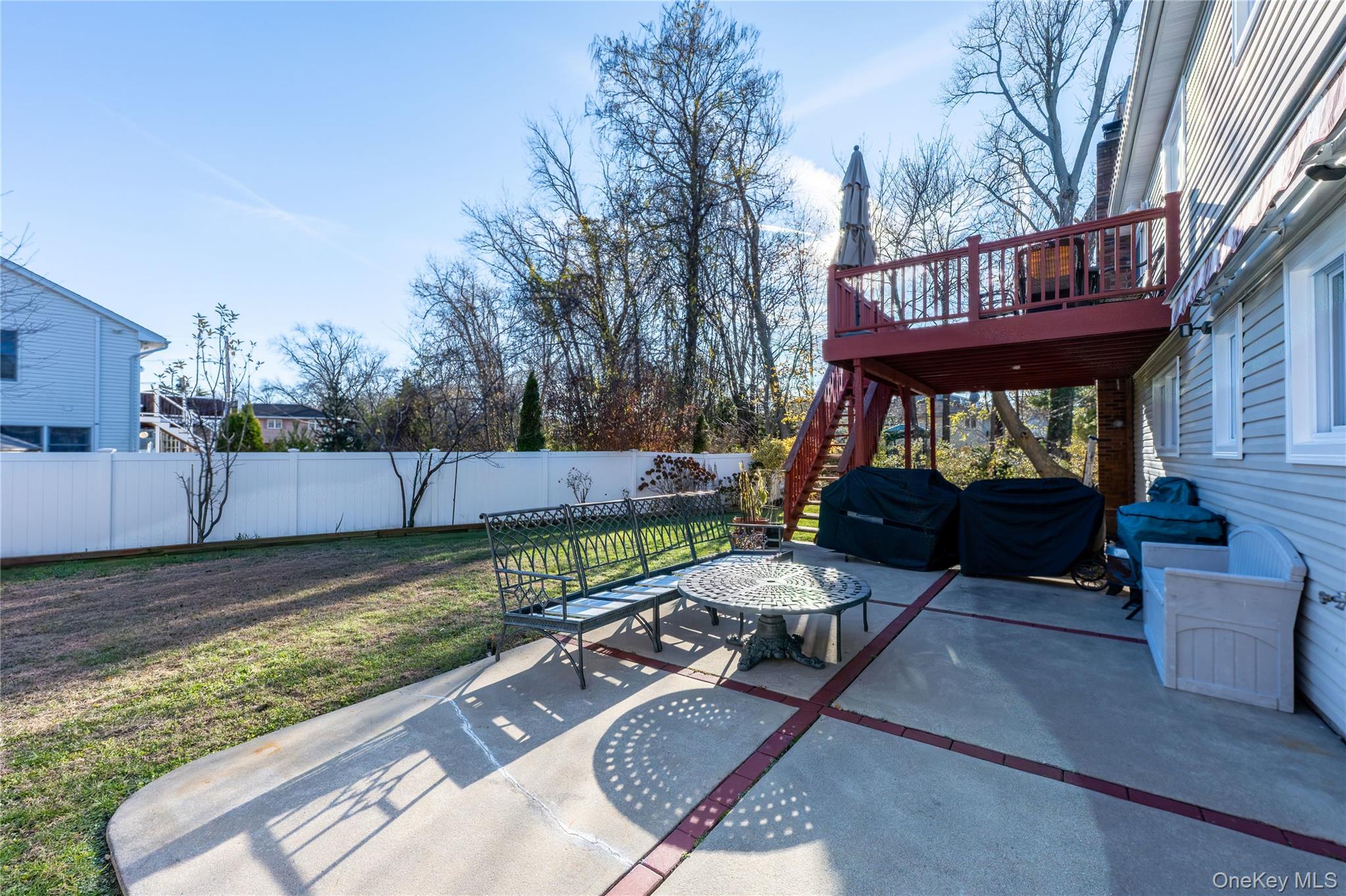 #4 photo, 361 Nevada Street, מחוז סאפוק Lindenhurst , NY 11757