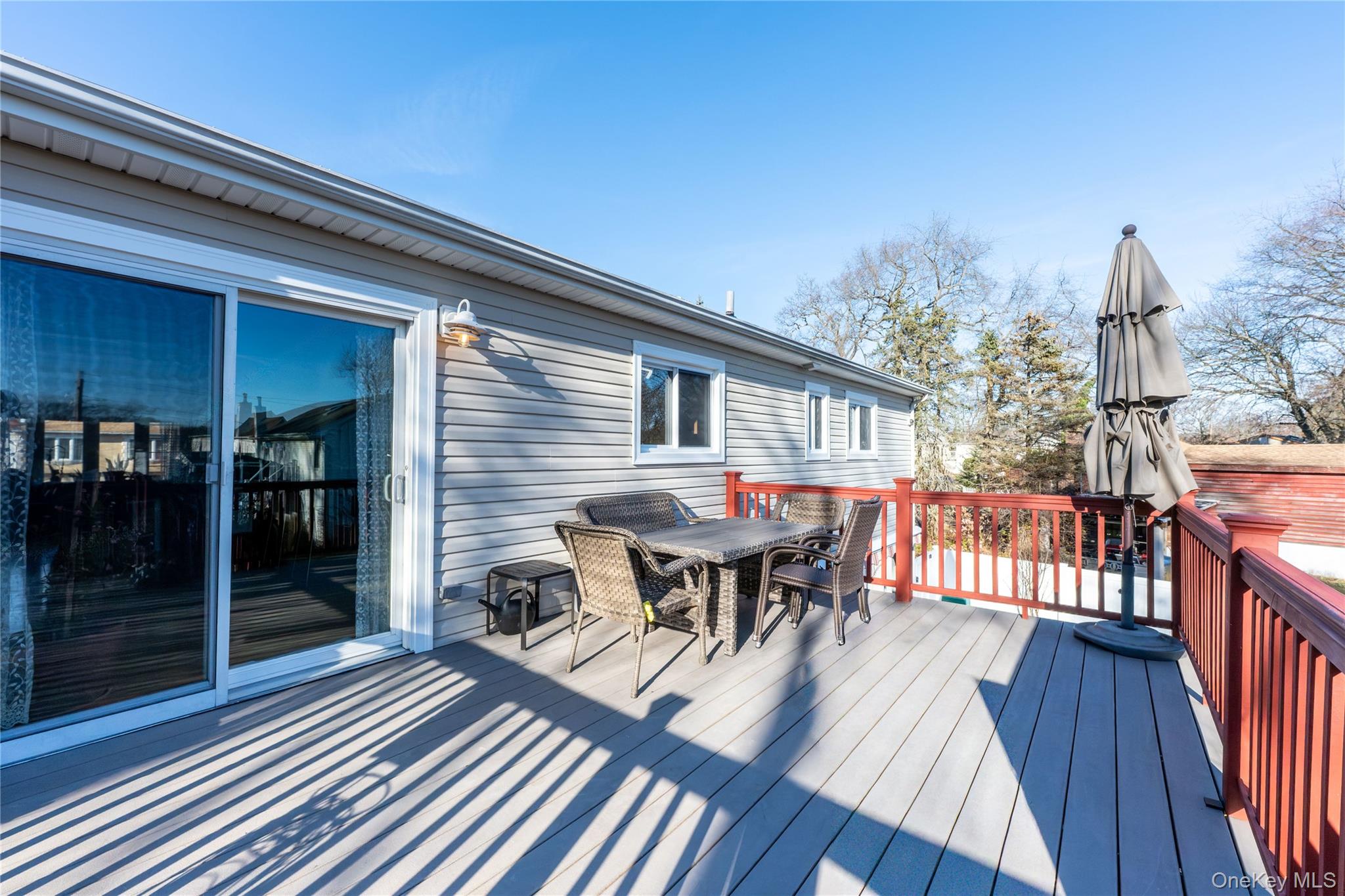 #7 photo, 361 Nevada Street, מחוז סאפוק Lindenhurst , NY 11757