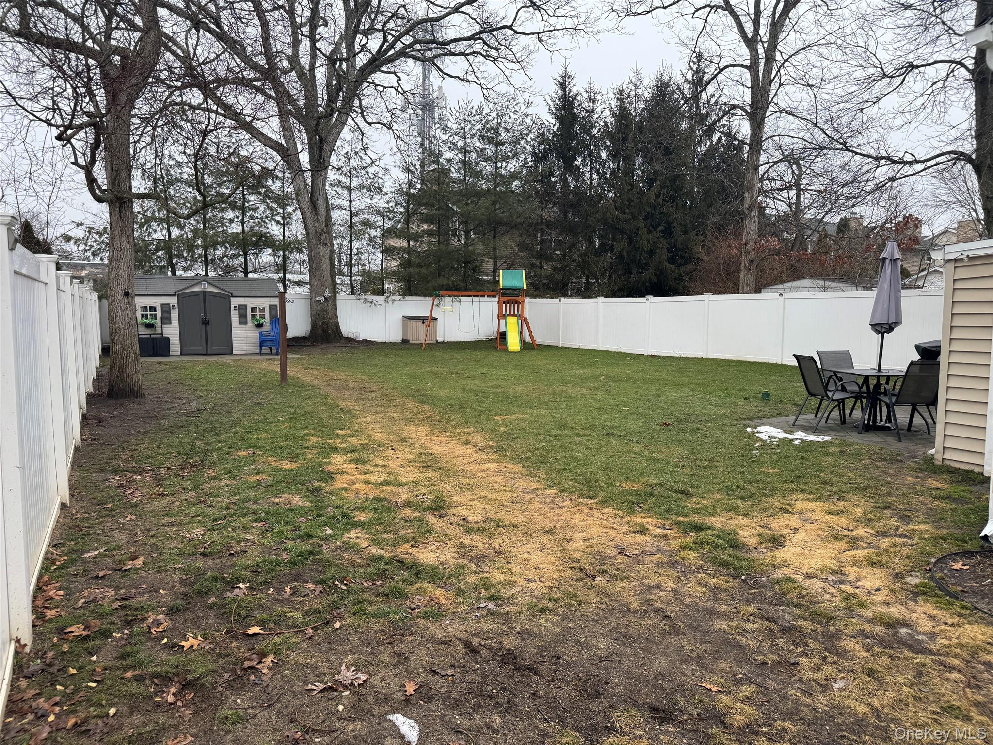 #20 photo, 41 W 6th Street, サフォーク郡 Patchogue , NY 11772