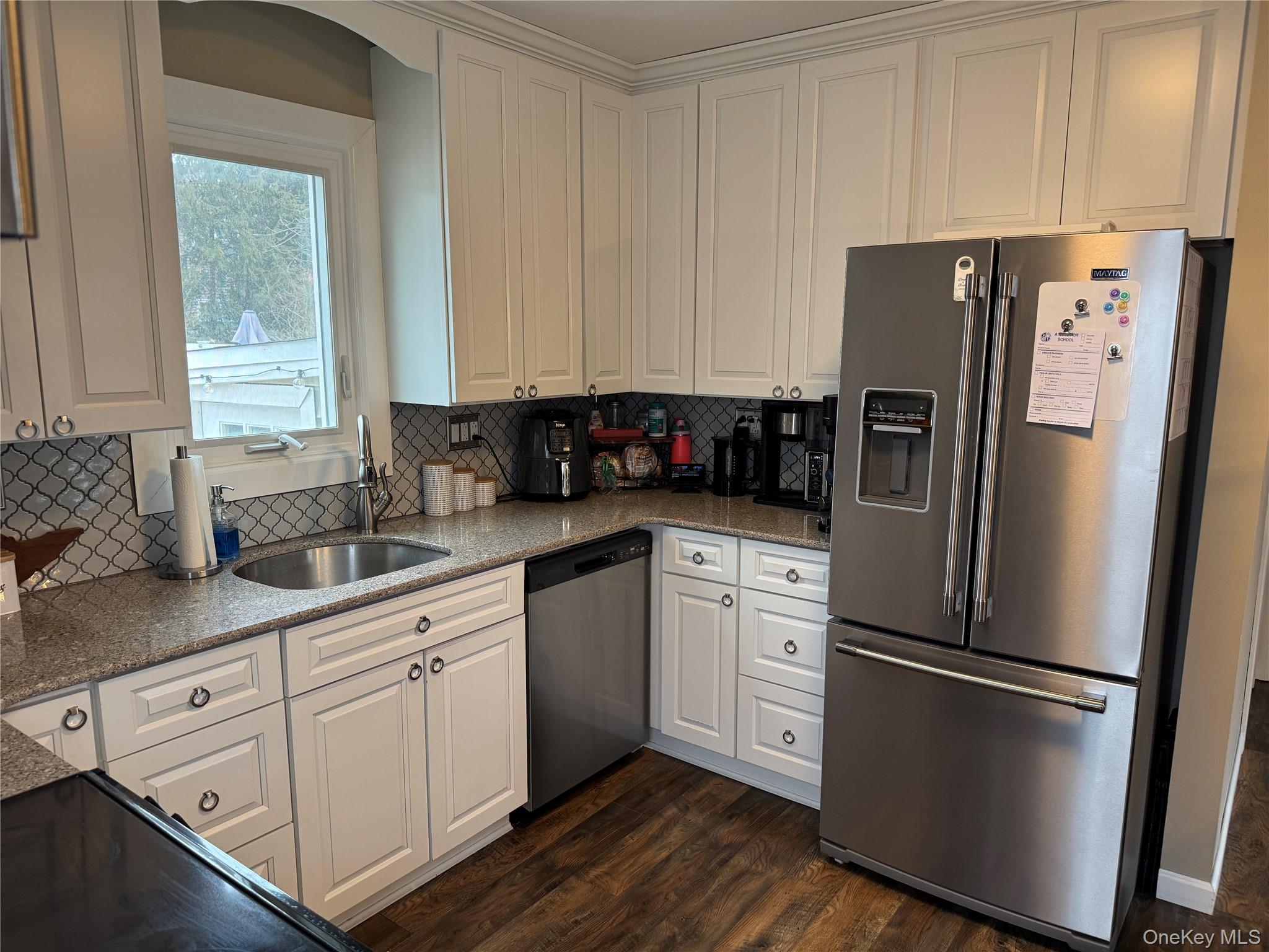 #9 photo, 41 W 6th Street, サフォーク郡 Patchogue , NY 11772