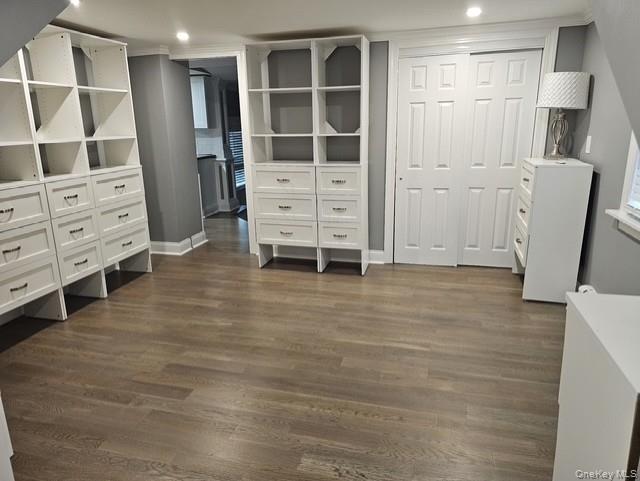 #13 photo, 645 Hawkins Boulevard, Copiague , NY 11726