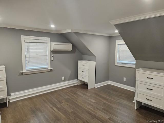 #14 photo, 645 Hawkins Boulevard, Copiague , NY 11726