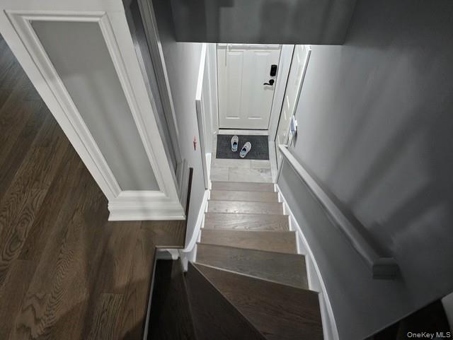 #2 photo, 645 Hawkins Boulevard, Copiague , NY 11726