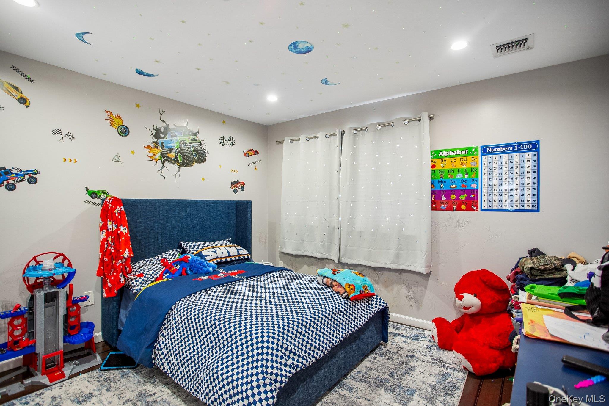 #13 photo, 296 Milburn Avenue, Baldwin Harbor , NY 11510