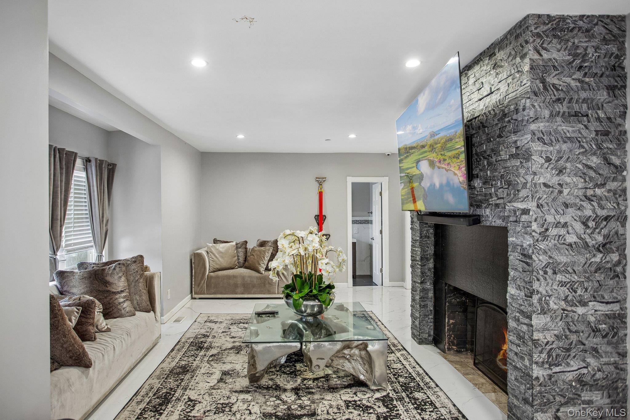 #5 photo, 296 Milburn Avenue, Baldwin Harbor , NY 11510