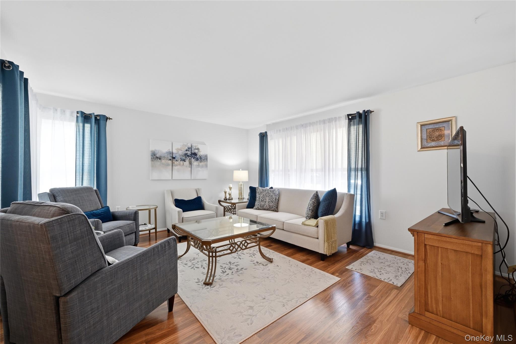 #7 photo, 506 Lancaster Court, সাফোক কাউন্টি Ridge , NY 11961