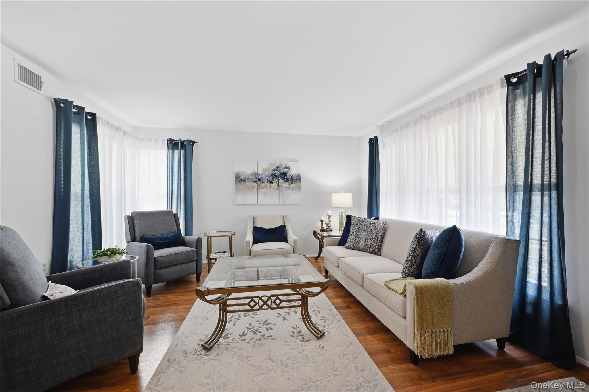 #8 photo, 506 Lancaster Court, সাফোক কাউন্টি Ridge , NY 11961