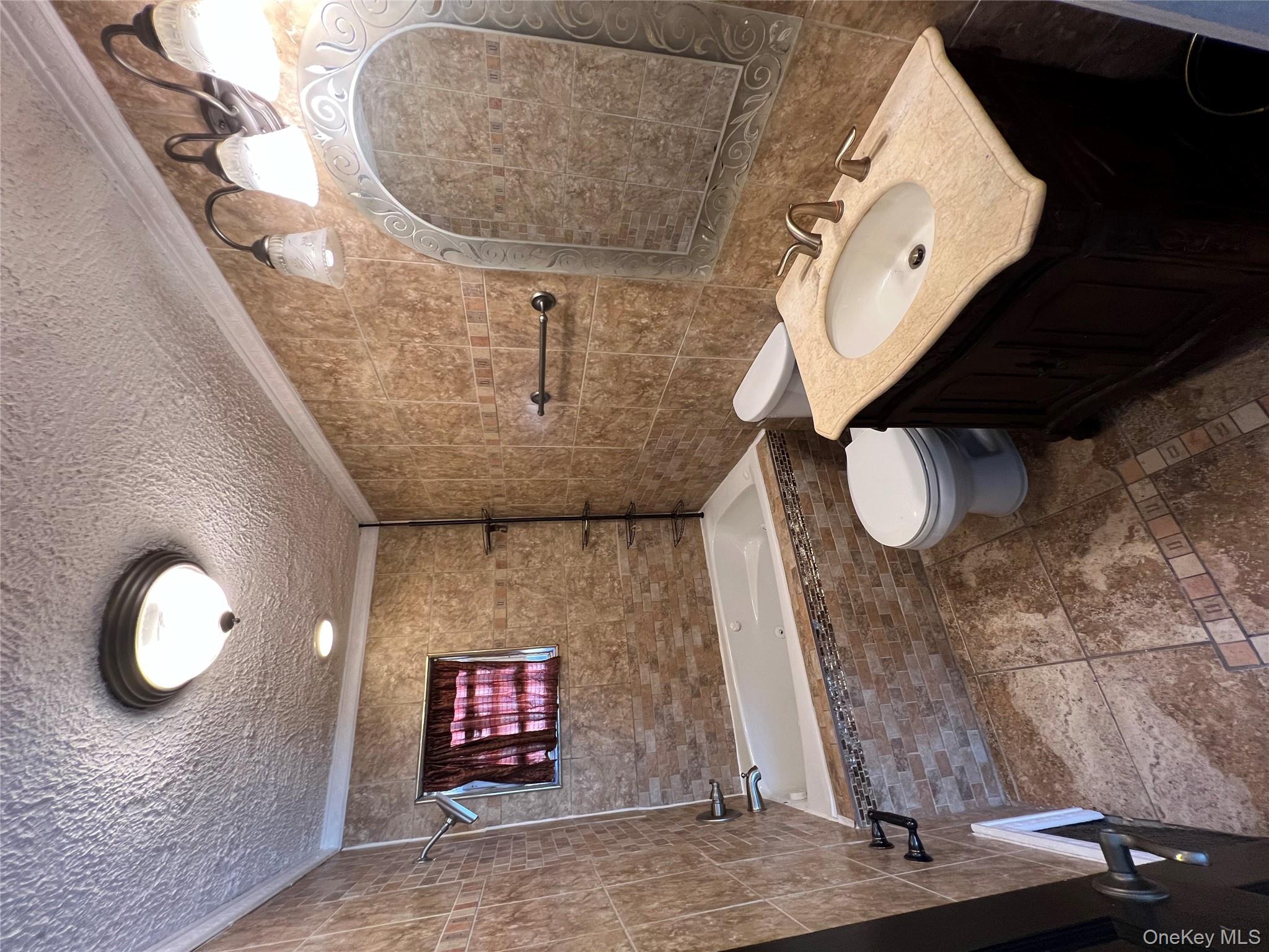 #4 photo, 22129 106th Avenue, 뉴욕퀸즈 Queens Village , NY 11429