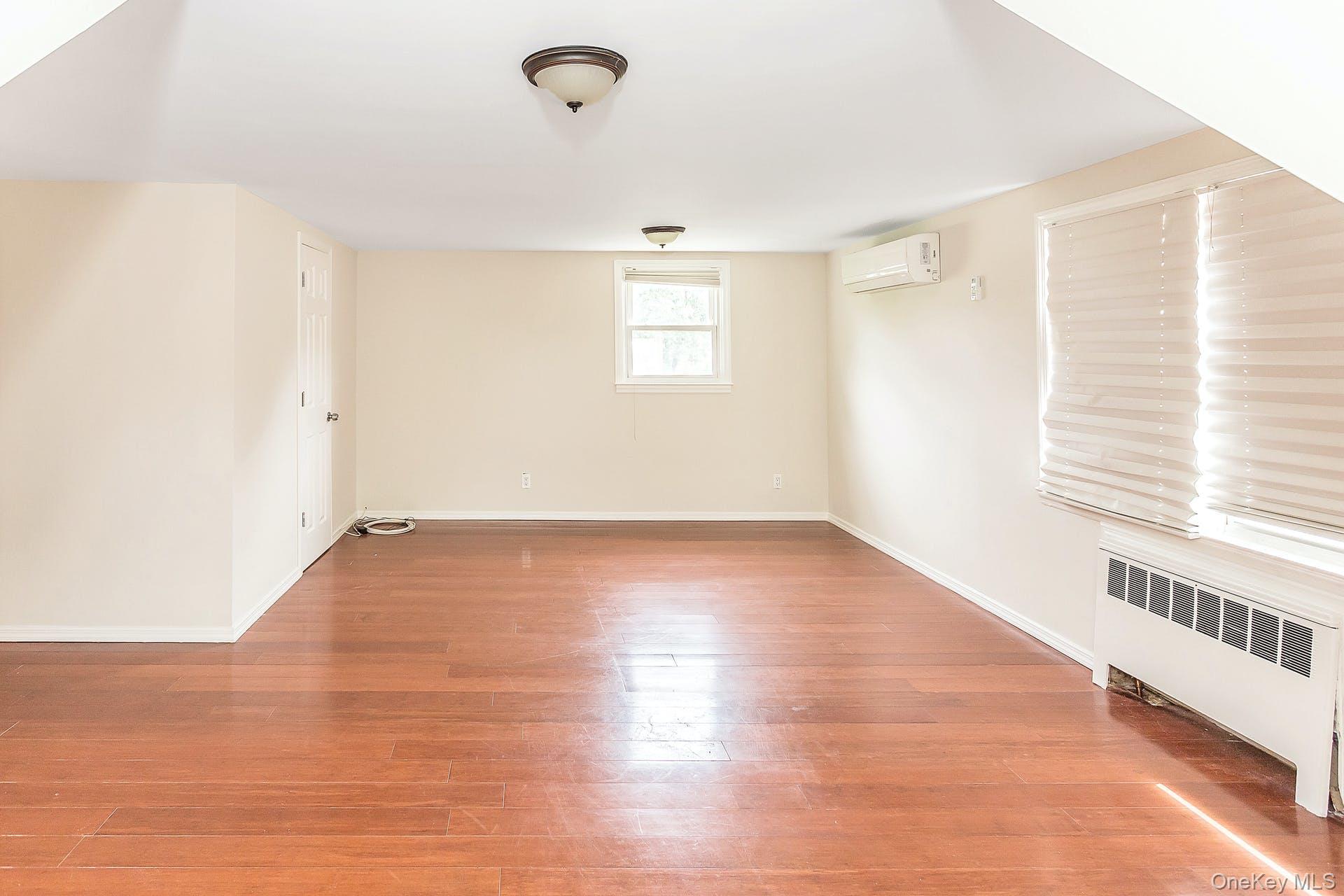 #14 photo, 3 Cambridge Street, 长岛 格仑科夫 Glen Cove , NY 11542