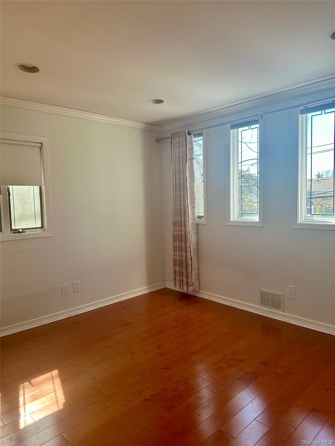 #7 photo, 23 Clinton Lane, מחוז נסאו Jericho , NY 11753