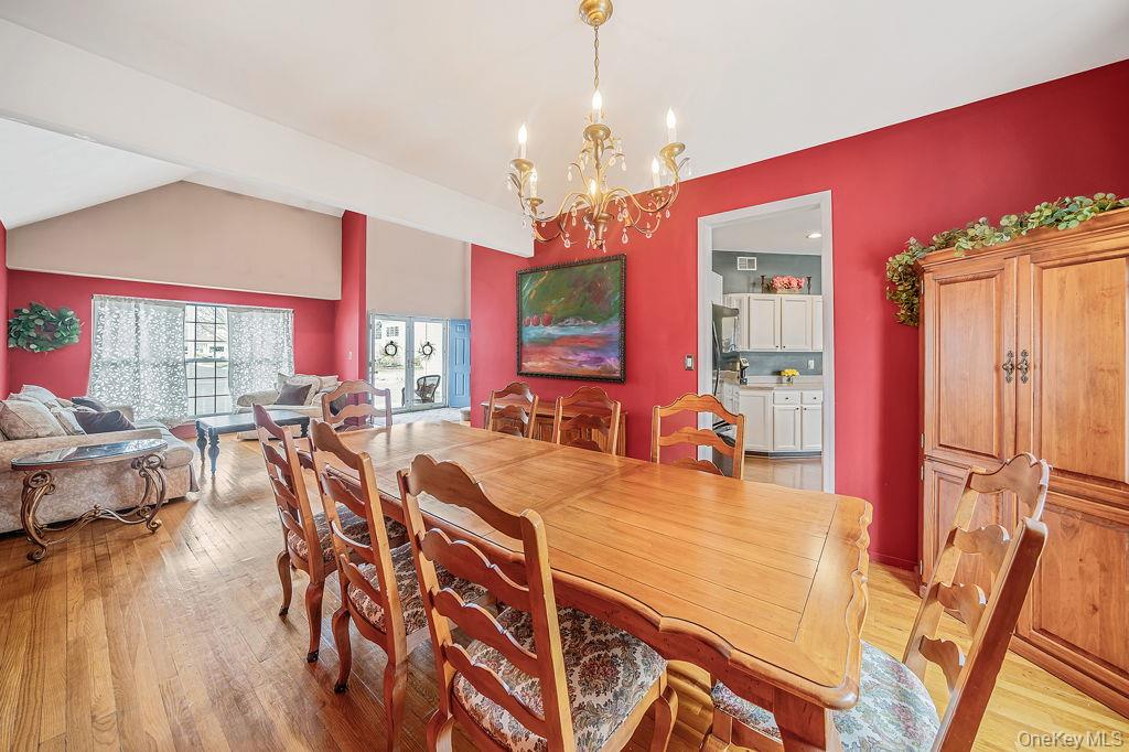 #10 photo, 120 Cranberry Court, Melville , NY 11747