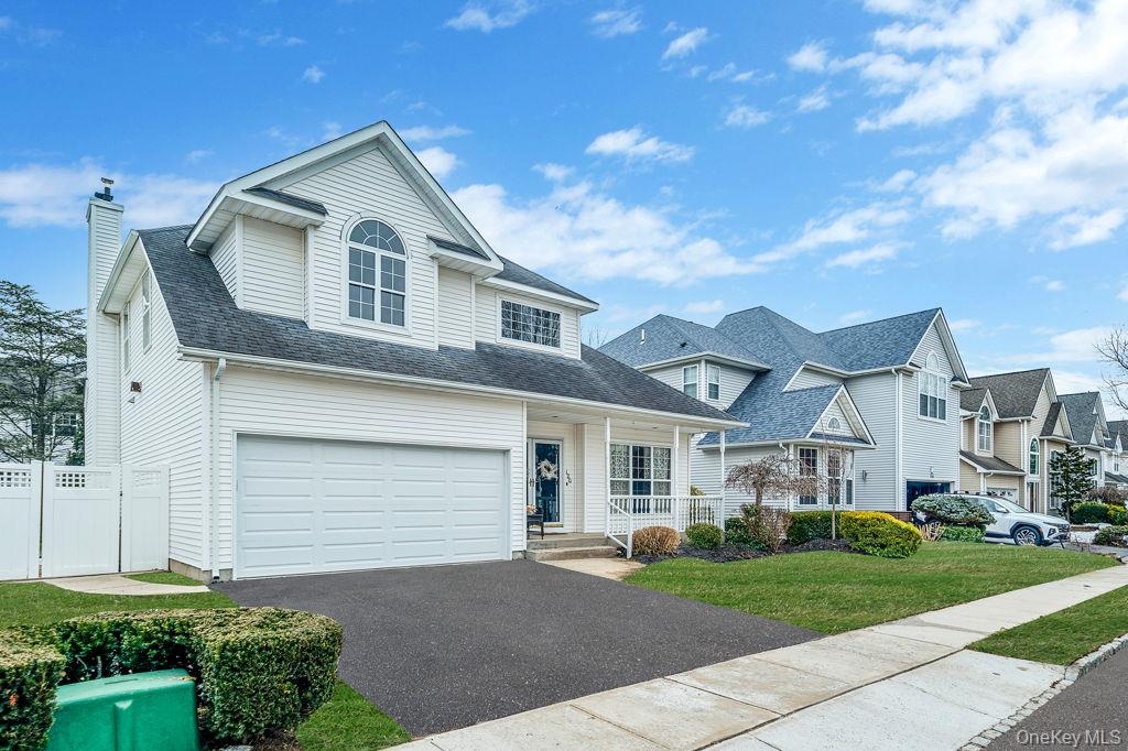 #2 photo, 120 Cranberry Court, Melville , NY 11747