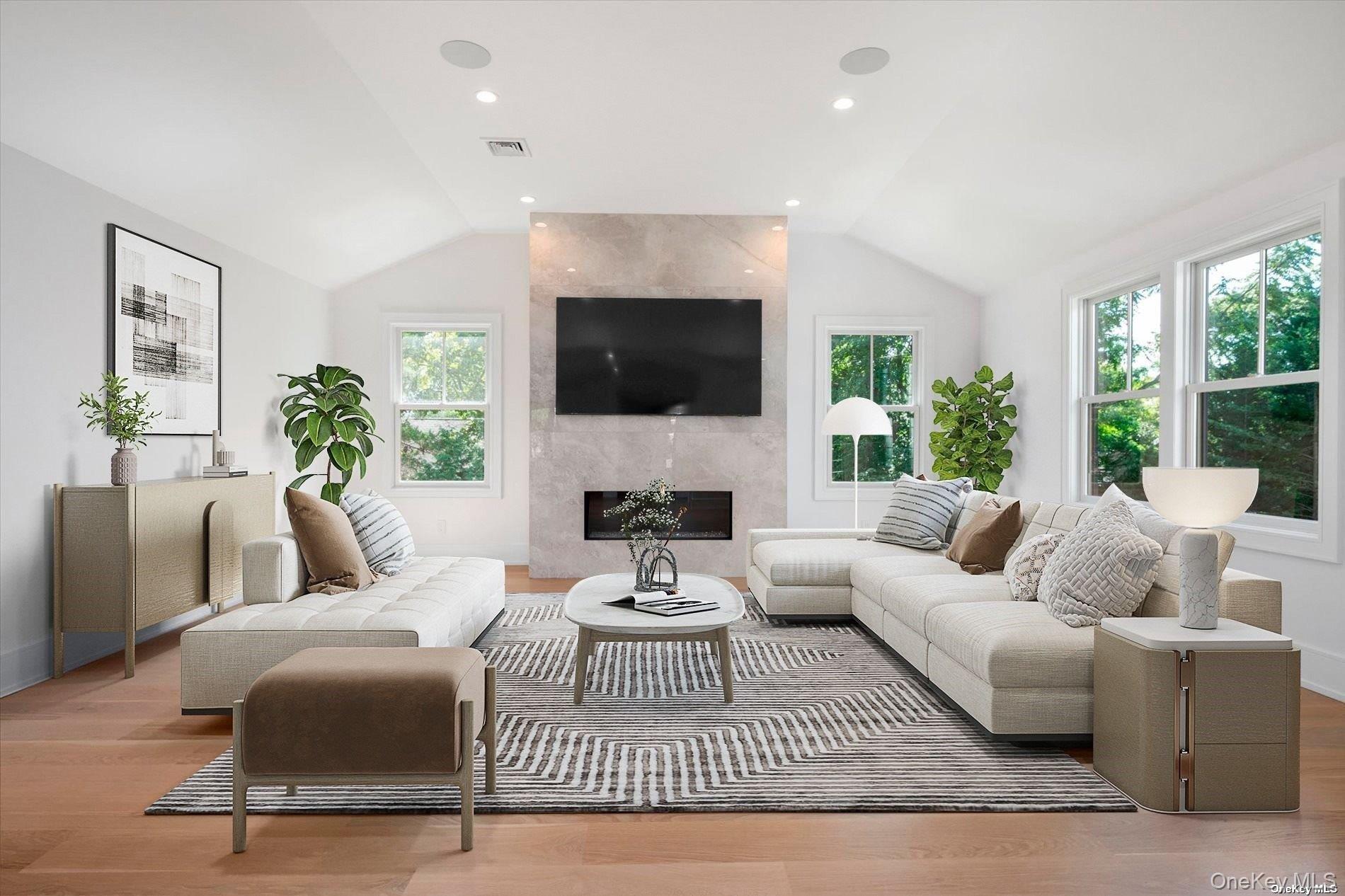 #11 photo, 40 Hewlett Lane, מחוז נסאו Port Washington , NY 11050