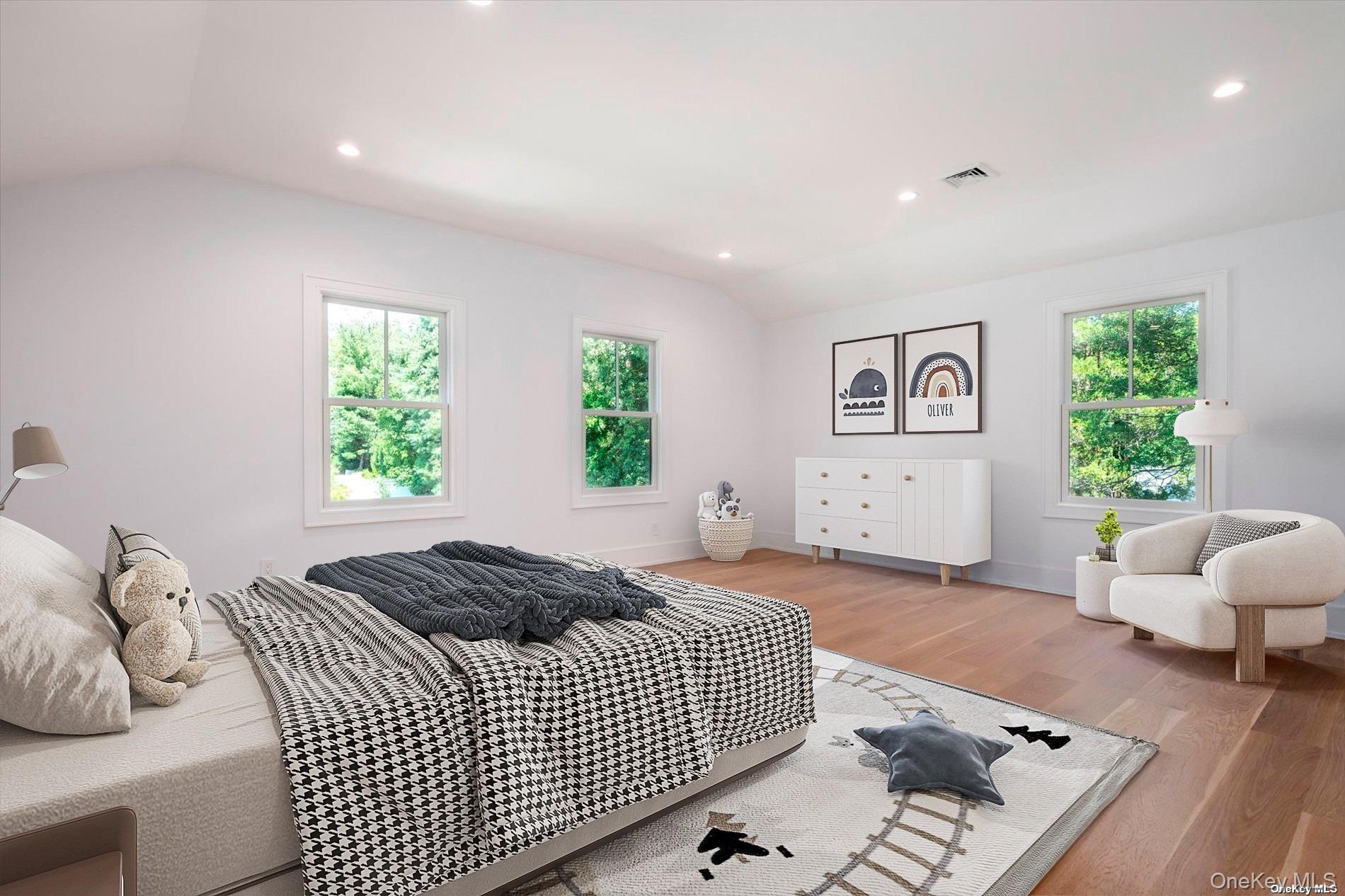 #17 photo, 40 Hewlett Lane, מחוז נסאו Port Washington , NY 11050