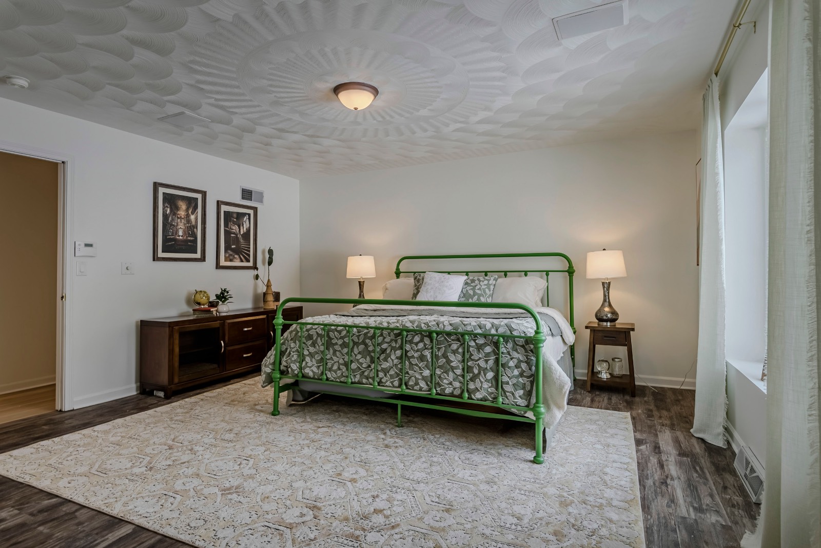 #34 photo, 17 Symphony Place, Whitesboro , NY 13492