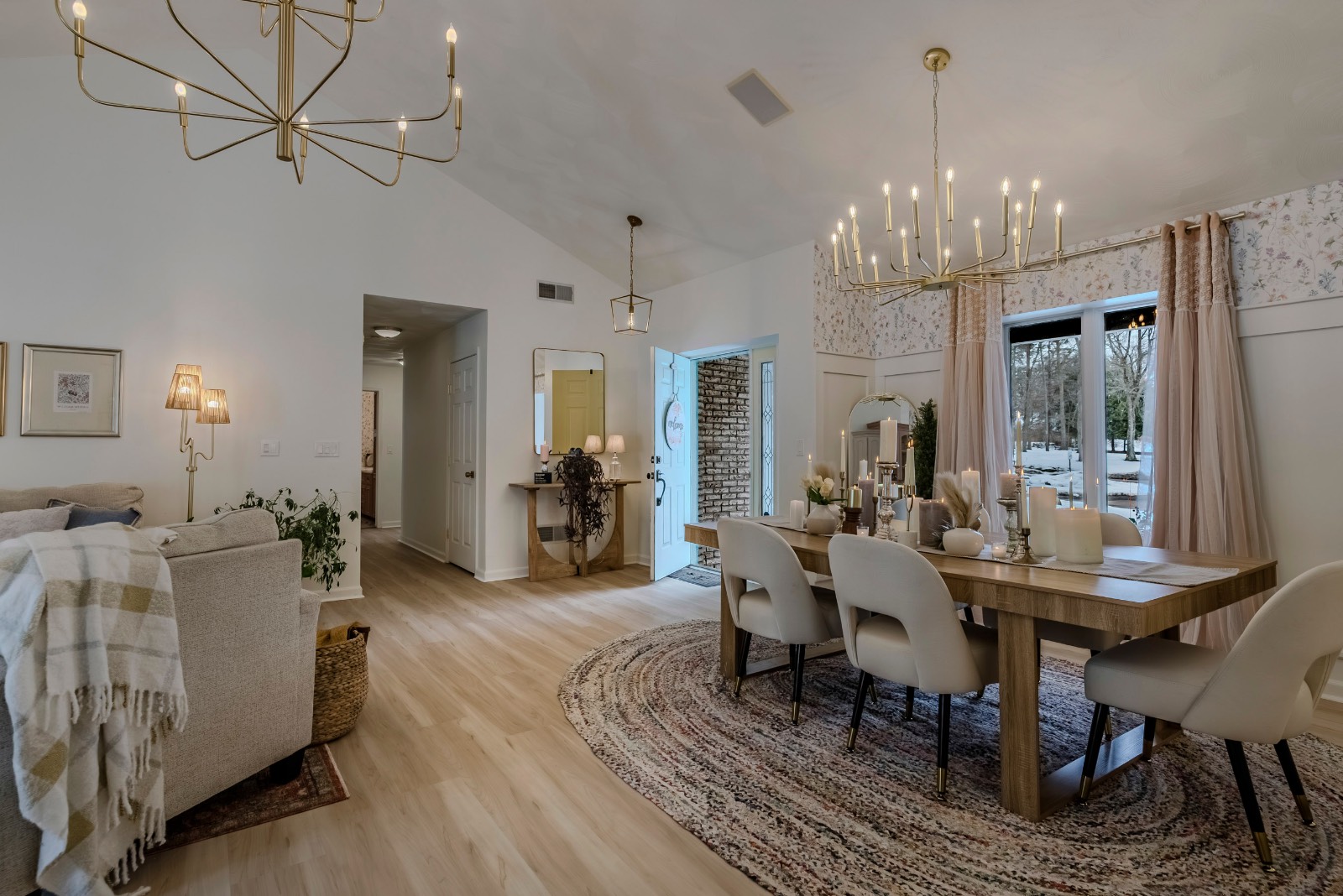 #4 photo, 17 Symphony Place, Whitesboro , NY 13492