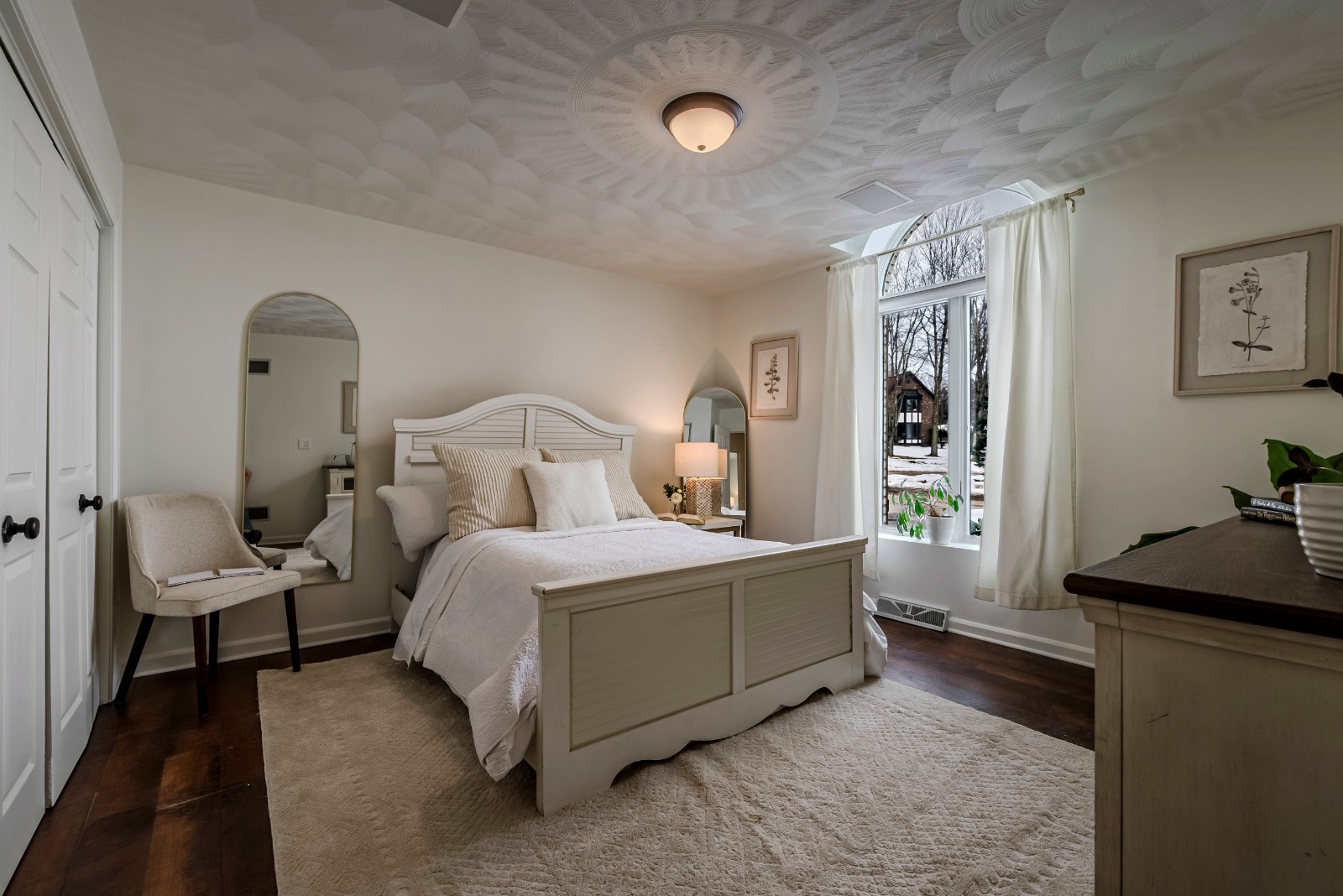 #42 photo, 17 Symphony Place, Whitesboro , NY 13492